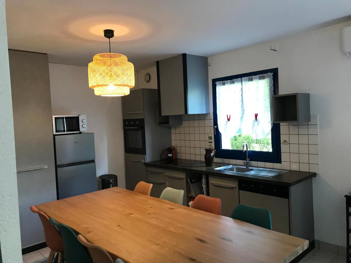Gite Milin A Sizun Hebergement Confortable Pour 7 Pers Zewnętrze zdjęcie